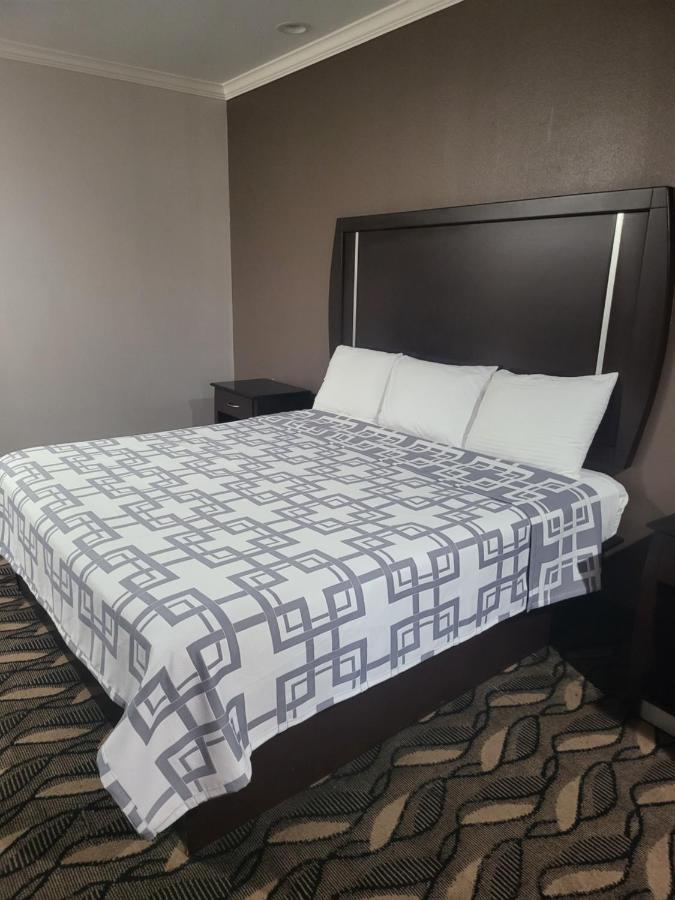 Palace Inn Sam Houston Race Park West Road Ngoại thất bức ảnh
